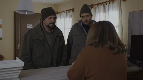 Zsolt Sarádi, Csaba Gosztonyi - Drága örökösök - Kék kód - Filmfotos