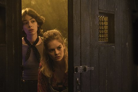 Brigette Lundy-Paine, Samara Weaving - Bill & Ted Face the Music - Photos