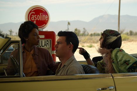 Sophie Okonedo, Finn Wittrock - Ratched - Mildred and Edmund - Photos