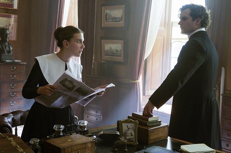 Millie Bobby Brown, Henry Cavill - Enola Holmes - De la película