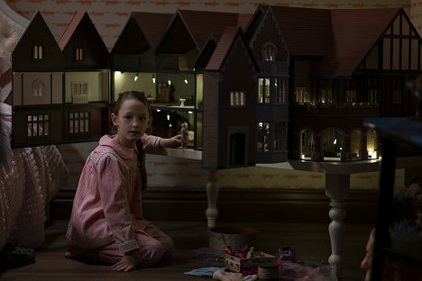 Amelie Bea Smith - La maldición de Bly Manor - El mejor de los lugares - De la película