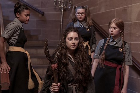 Tamara Smart, Elizabeth Dormer-Phillips - The Worst Witch - Gertrude the Great - Photos