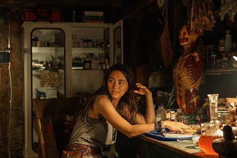 Jessica Henwick - Love and Monsters - Film