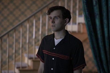 Harry Melling - The Queen's Gambit - Fork - Photos