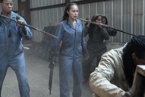 Alycia Debnam-Carey - Fear the Walking Dead - Welcome to the Club - Van film