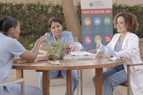 Tracee Ellis Ross, Parminder Nagra, Judy Reyes - Black-ish - La Pizza du héros - Film