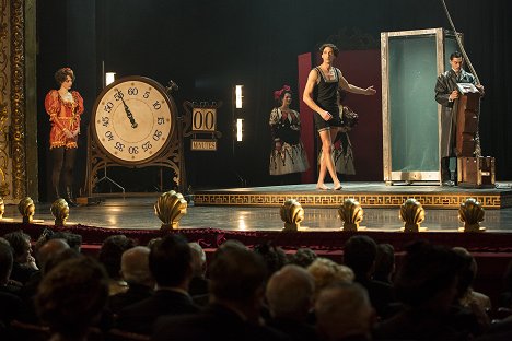 Kristen Connolly, Adrien Brody - Houdini - Z filmu