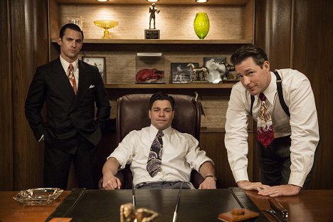Milo Ventimiglia, Jeremy Luke, Edward Burns - Mob City - Reason to Kill a Man - Promo