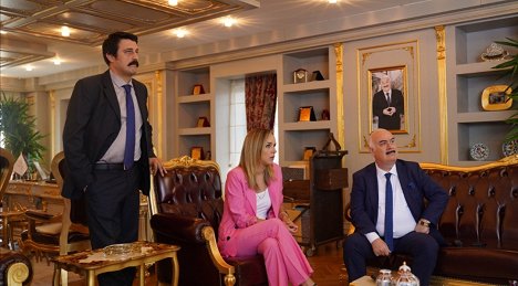 Seda Türkmen, Güven Kıraç - Tövbeler Olsun - Episode 3 - De la película