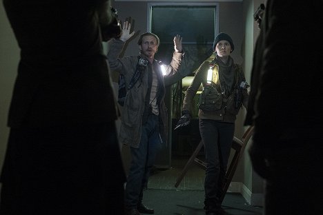Austin Amelio, Maggie Grace - Fear the Walking Dead - Alaska - Photos