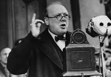 Winston Churchill - A Droite sur la Photo - Van film