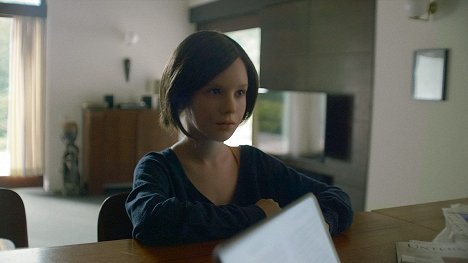 Lena Watson - The Trouble with Being Born - Filmfotók