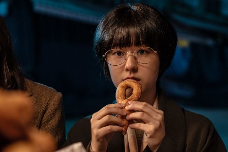 Hye-soo Park - Samjingeurup yeongeotoikban - Film
