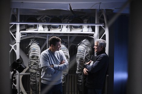 Kyle Chandler, George Clooney - The Midnight Sky - Making of