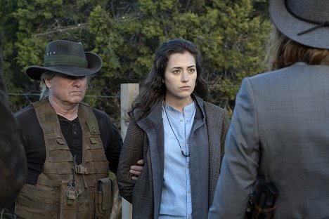 Holly Curran - Fear the Walking Dead - The Key - Photos