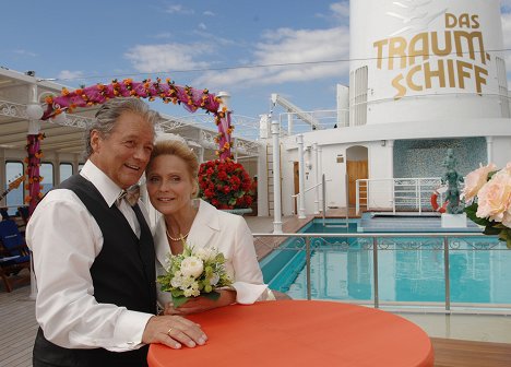 Hans-Jürgen Bäumler, Kerstin Gähte - Kreuzfahrt ins Glück - Hochzeitsreise nach Chile - Filmfotos