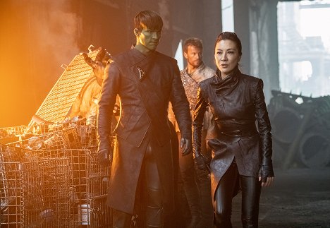 Ian Lake, Michelle Yeoh - Star Trek: Discovery - Scavengers - Photos
