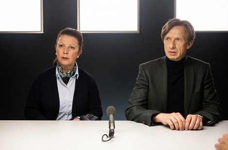 Bettina Redlich, Thorsten Krohn - Hubert und Staller - Zu späte Einsicht - De la película