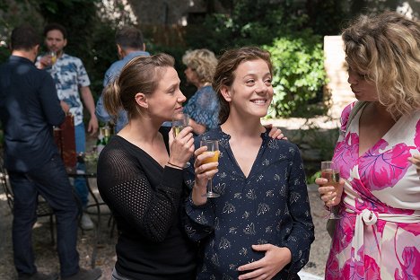 Ali Marhyar, Yeelem Jappain, Marie Vincent, Amélie Robin, Cécile Bois