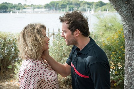 Cécile Bois, Maxime Taffanel - Candice Renoir - Tout vient à point à qui sait attendre - De la película