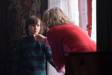 Adrien Collomb, Cécile Bois - Candice Renoirová - Ropucha sa nepremení na princa - 2. časť - Z filmu