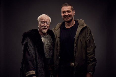 Michael Caine, Petr Jákl - Medieval - Promo