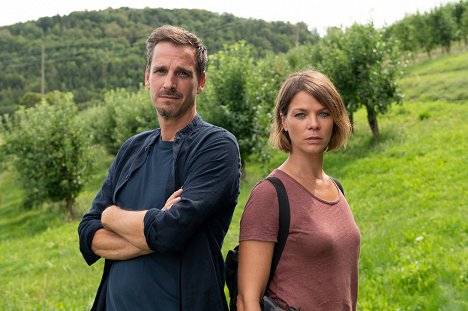 Max von Thun, Jessica Schwarz - Waldgericht - ein Schwarzwaldkrimi - Promoción