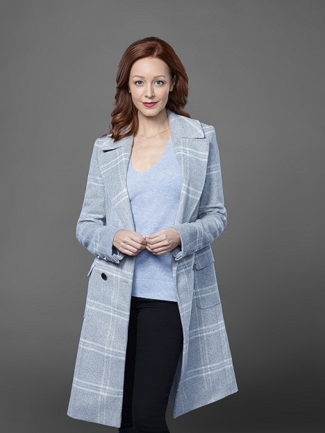 Lindy Booth - SnowComing - Promo