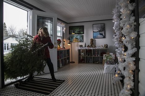 Beverley Mitchell - Karácsony a Cukorfalat utcában - Filmfotók