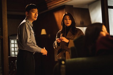 Dong-hwi Lee, Seong-ryeong Kim - The Call - Photos