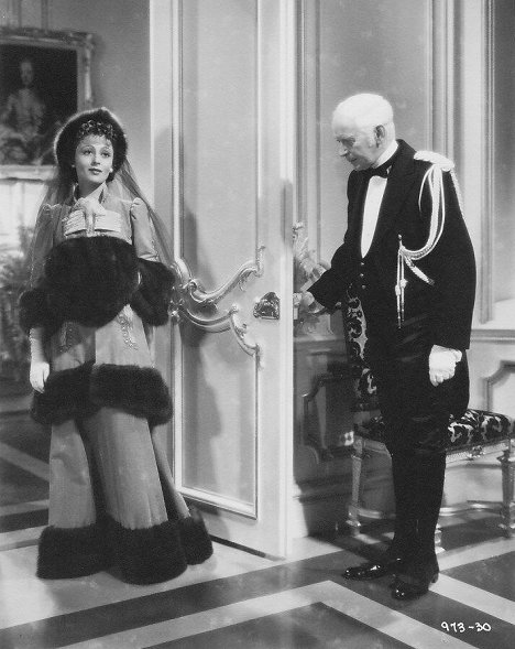 Luise Rainer - The Emperor's Candlesticks - Z filmu