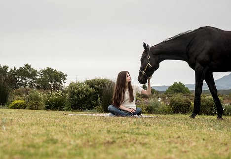 Mackenzie Foy - Black Beauty - Kuvat elokuvasta