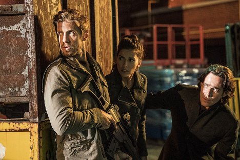 Matt Barr, Sofia Pernas, James Callis - Blood & Treasure - Lohn der Vergeltung - Filmfotos