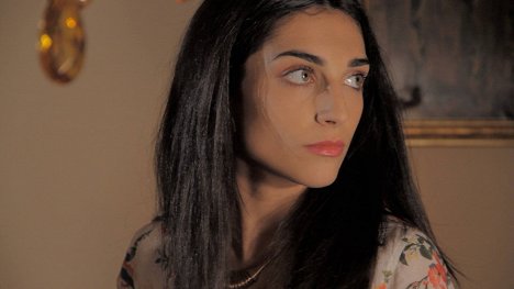 Nüll García - La mujer que hablaba con los muertos - Van film