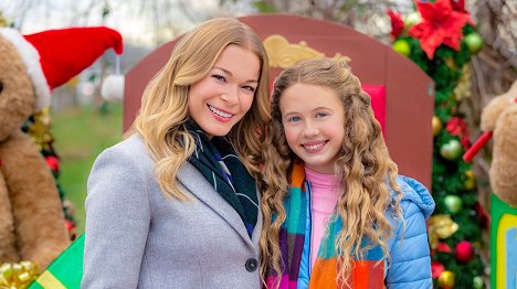 LeAnn Rimes, Eden Summer Gilmore - It's Christmas, Eve - Promóció fotók