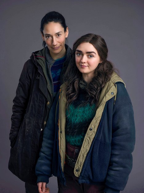 Sian Clifford, Maisie Williams - Two Weeks to Live - Werbefoto