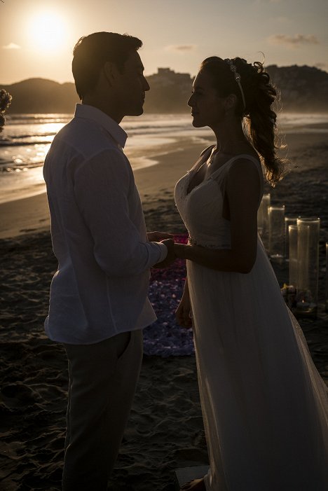 Jeremy Guilbaut, Alexa PenaVega - Destination Wedding - Filmfotos