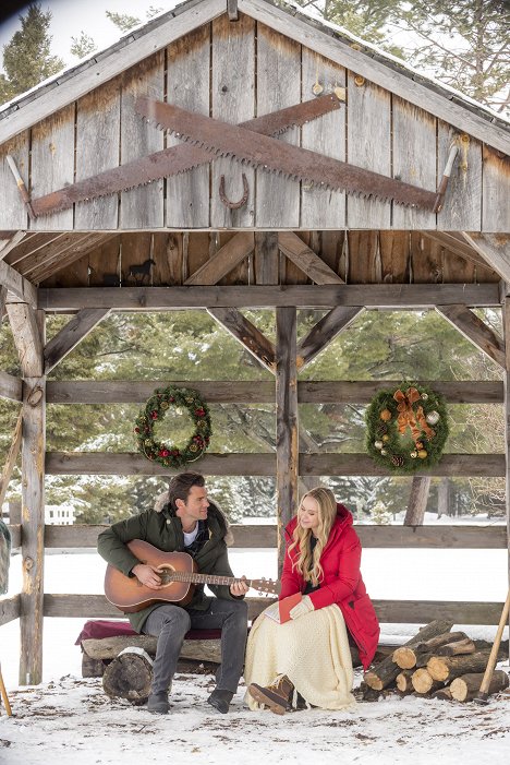 Kevin McGarry, Becca Tobin - A Song for Christmas - Kuvat elokuvasta