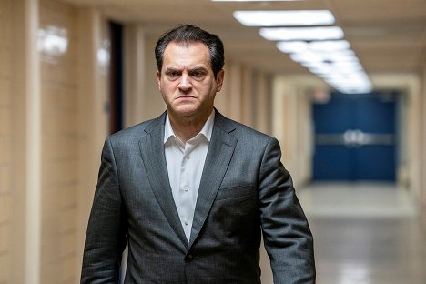 Michael Stuhlbarg - Your Honor - Part Two - Z filmu