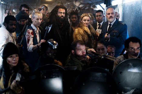 Mickey Sumner, Daveed Diggs, Alison Wright - Snowpiercer - The Time of Two Engines - Photos