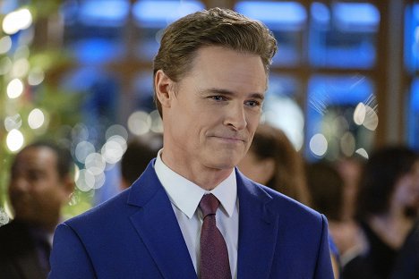 Dylan Neal - Christmas She Wrote - Photos