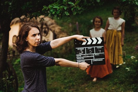 Adéla Ďurkechová - Stíny Kraje - Z natáčení