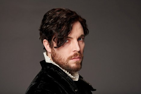 Tom Hughes - A Discovery of Witches - Season 2 - Promokuvat