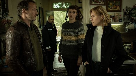 Wotan Wilke Möhring, Franziska Hartmann, Franziska Weisz - Tatort - Tödliche Flut - Photos