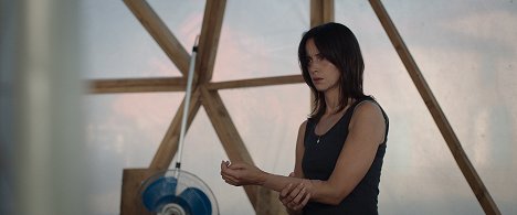 Suliane Brahim - La Nuée - Filmfotók