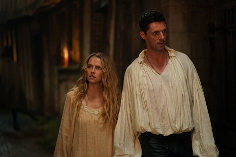 Teresa Palmer, Matthew Goode - A Discovery of Witches - Episode 1 - Van film