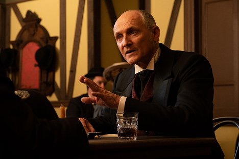 Colm Feore - Murdochove záhady - Prodigal Father - Z filmu