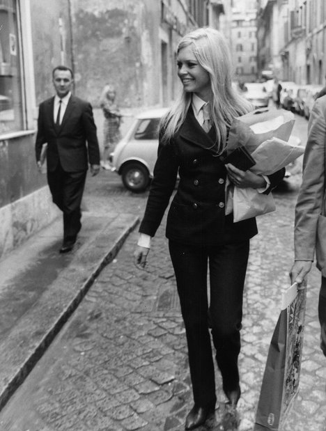 Brigitte Bardot - Brigitte Bardotová, odhodlaná rebelka - Z filmu