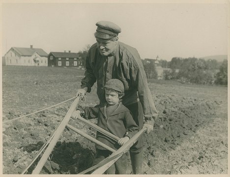 Mathias Taube, Åke West - Flickan från Paradiset - Filmfotos