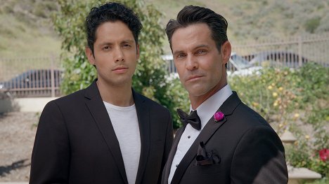 Jason-Shane Scott - The Wrong Fiancé - De la película